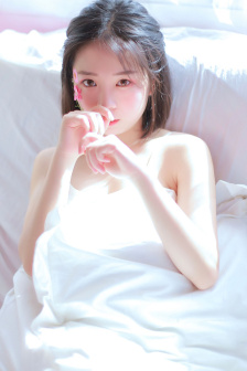 李恩美的大乳房